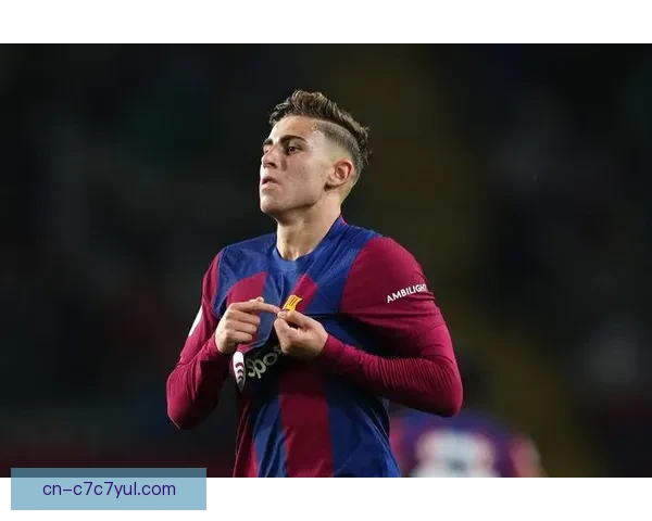 费尔明十球十助巴萨队第三中场