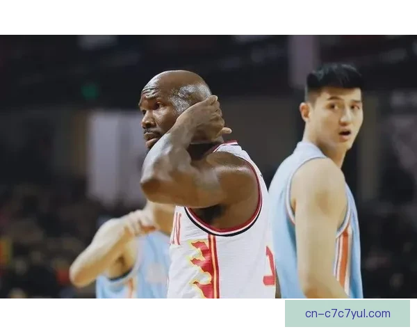 琼斯愿随教练调遣拼尽全力奋战